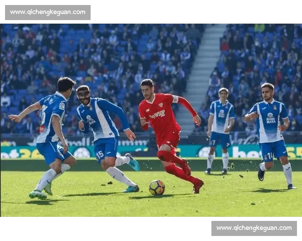 英超赛事实时直播平台助力球迷畅享精彩对决与赛事分析 英超赛事实时直播平台助力球迷畅享精彩对决与赛事分析